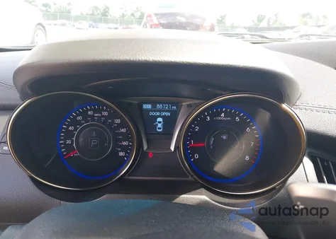 2015 Hyundai Genesis 3.8 Ultimate из США, поврежденный, VIN KMHHU6KJ2FU123585